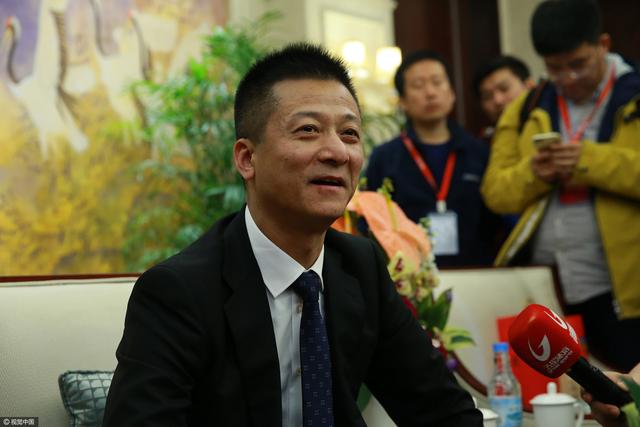 亚洲欧美大片
